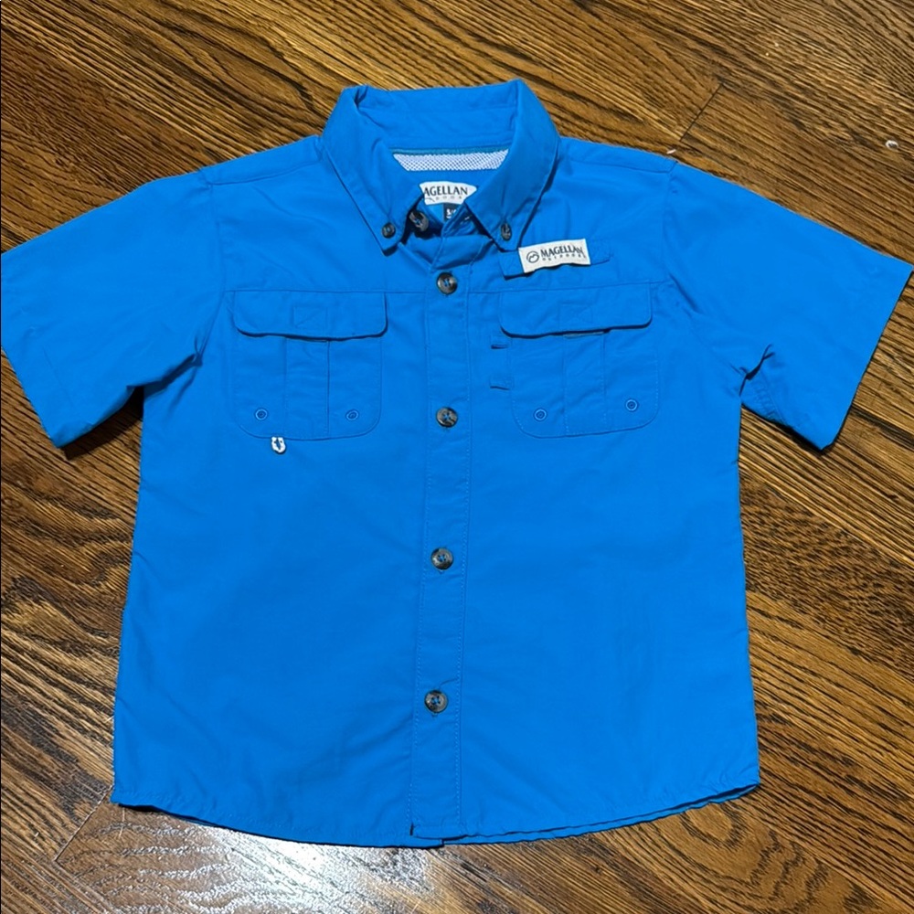 Magellan Outdoors Blue Button Down Shirt Short Sleeve